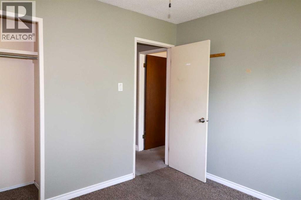 71 Laval Boulevard W Property Photo 15