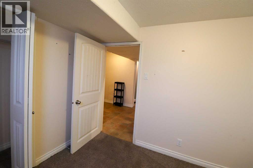 71 Laval Boulevard W Property Photo 33