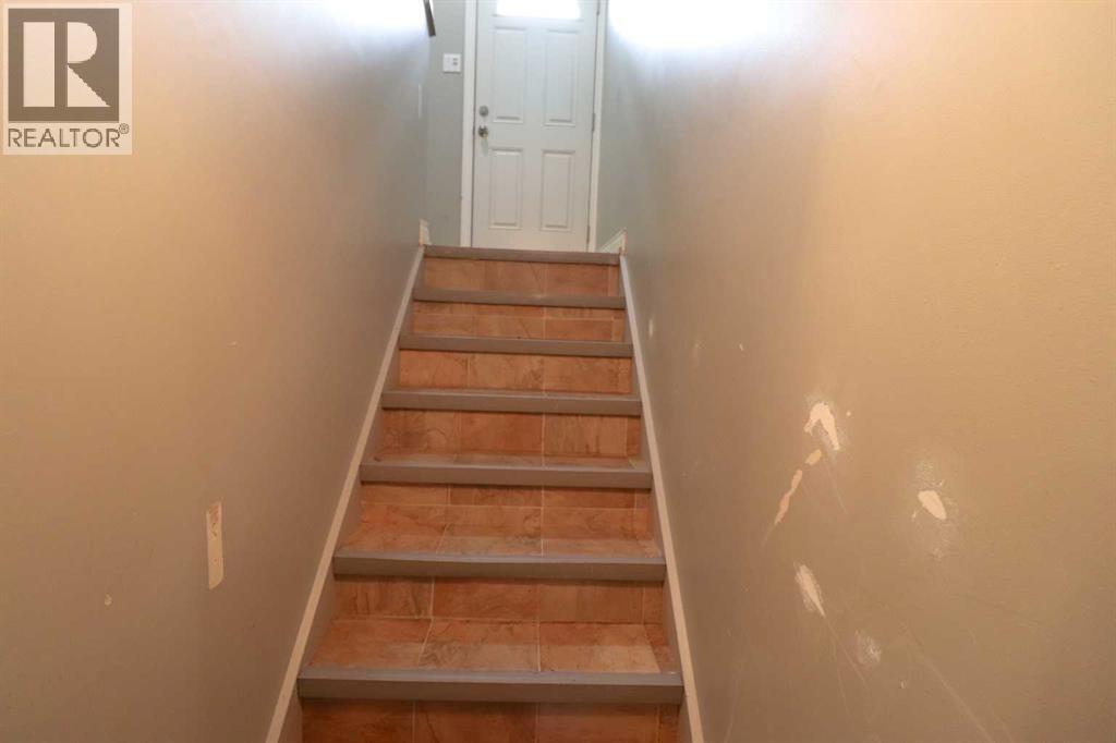 71 Laval Boulevard W Property Photo 37
