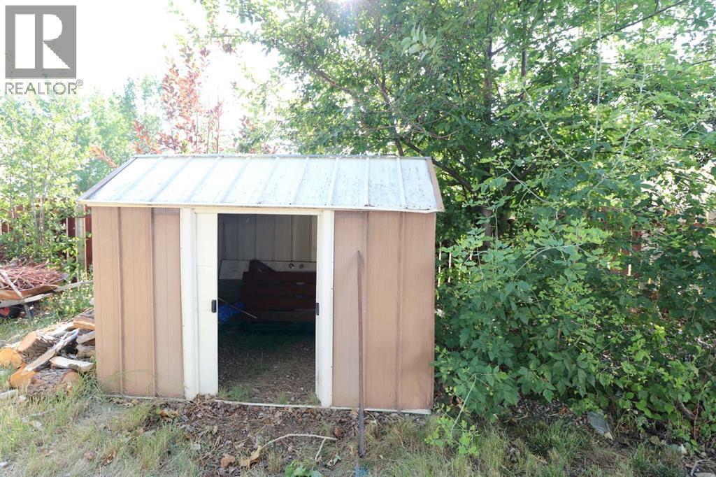 71 Laval Boulevard W Property Photo 39