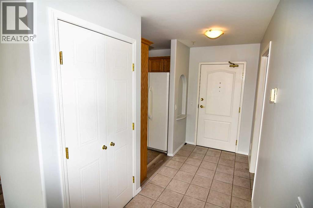 43 Westlake Circle Property Photo 4