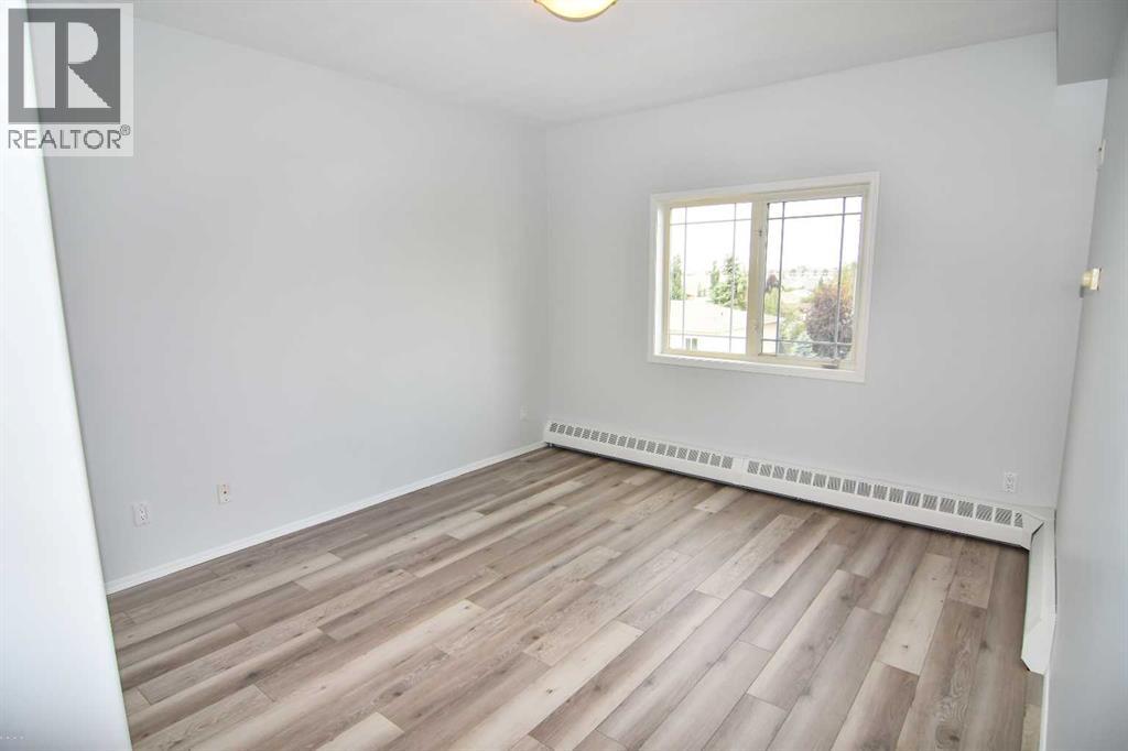 43 Westlake Circle Property Photo 10