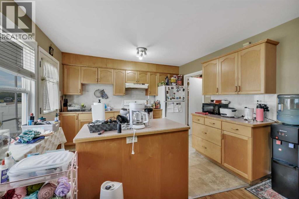 11 Poplar Crescent Property Photo 9