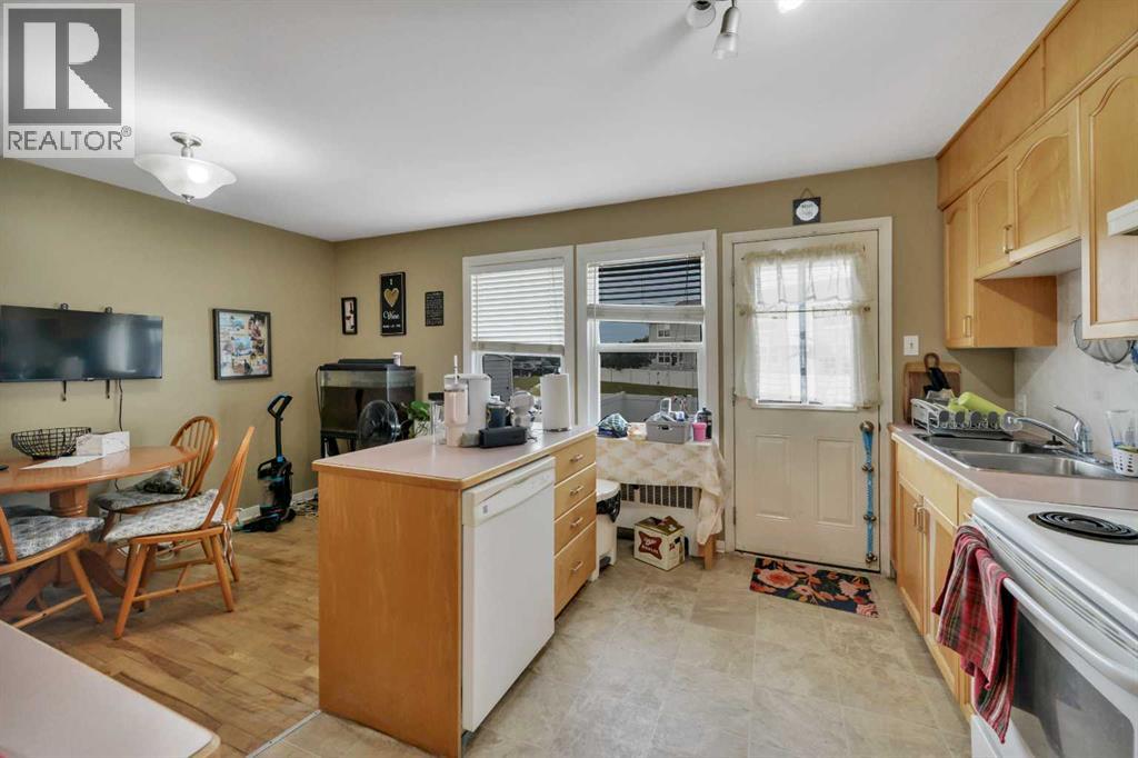 11 Poplar Crescent Property Photo 11