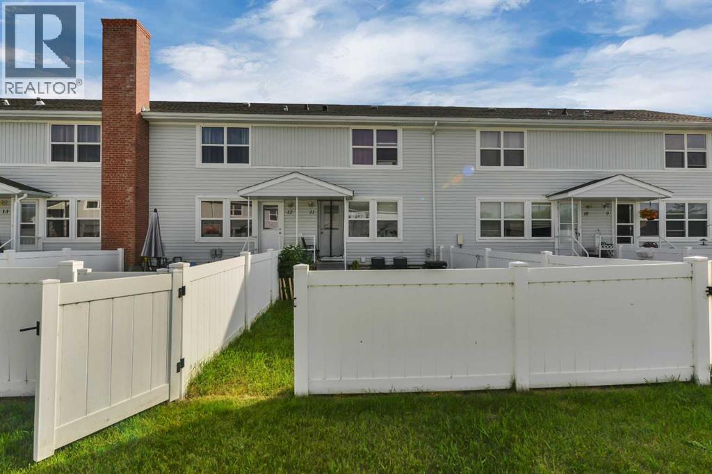 11 Poplar Crescent Property Photo 25