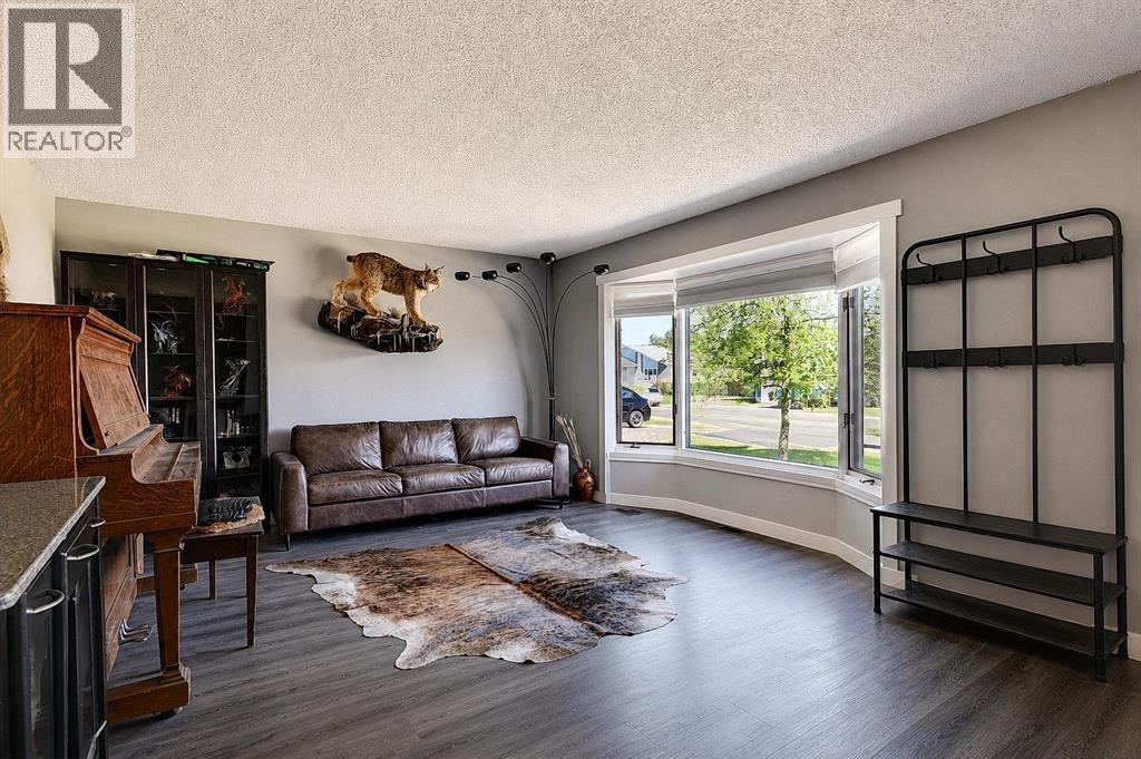 54 Avenue Property Photo 3