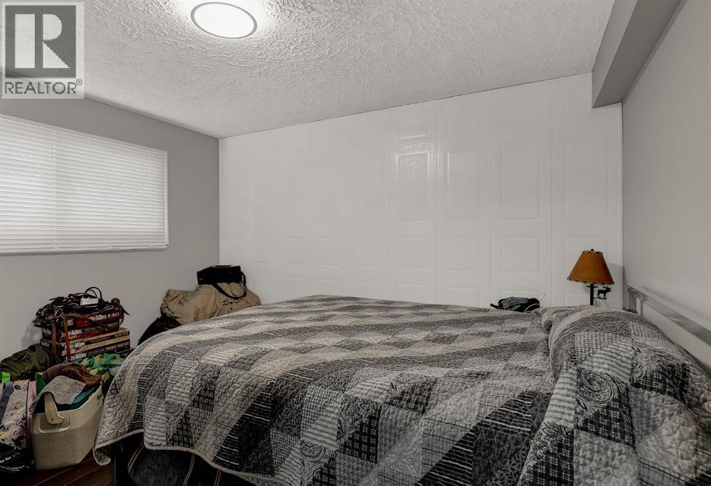 54 Avenue Property Photo 23