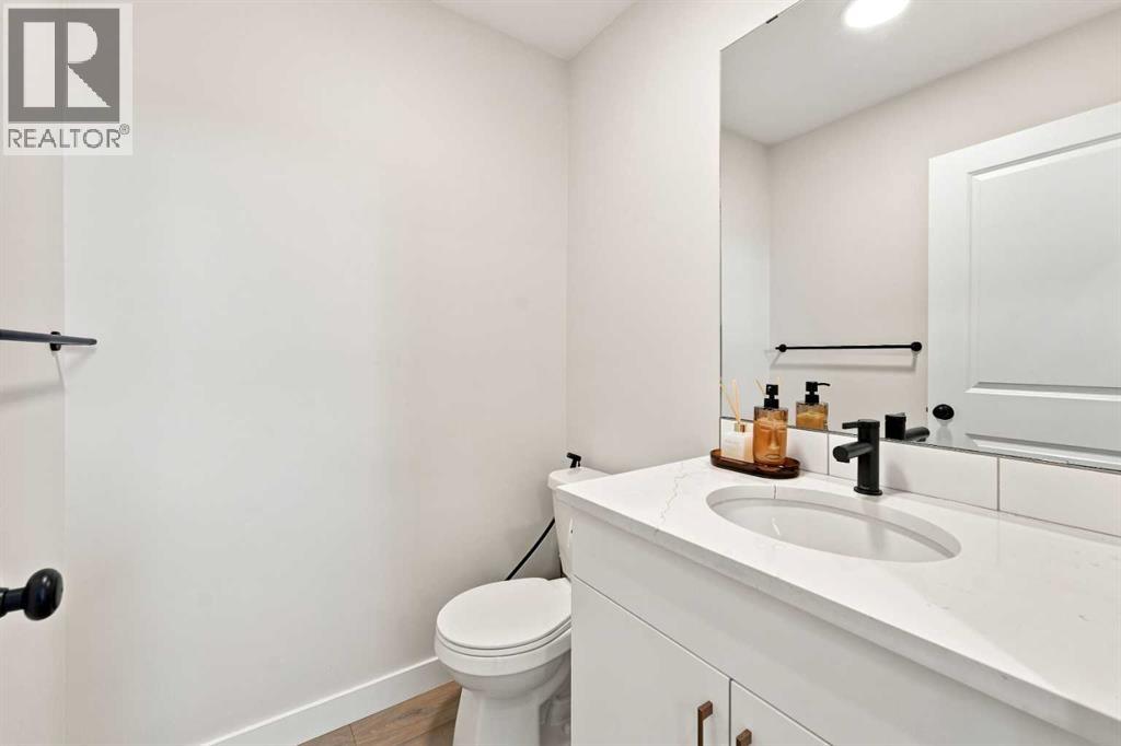 41 Pinnacle Close Property Photo 11