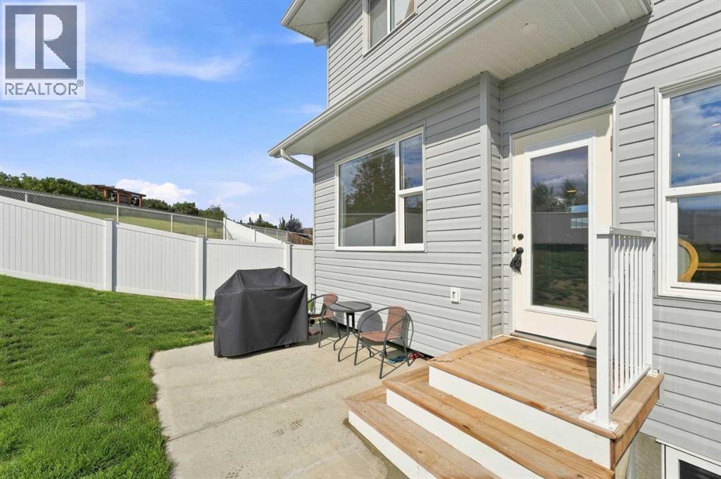 41 Pinnacle Close Property Photo 23