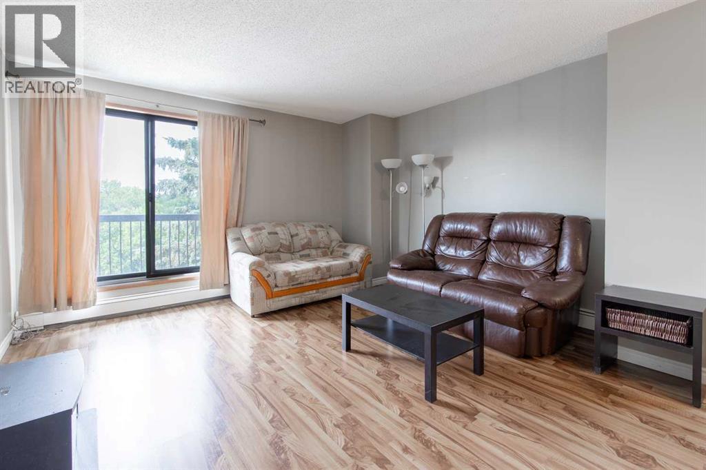 5 Berkeley Place West Property Photo 7