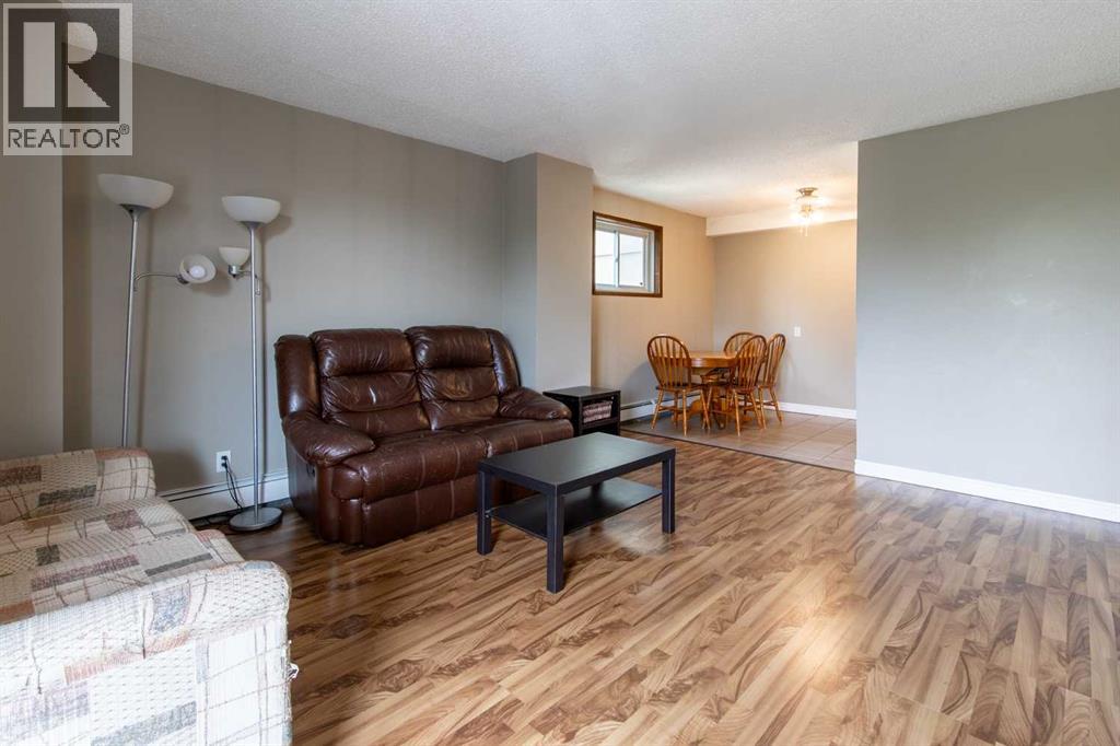 5 Berkeley Place West Property Photo 8