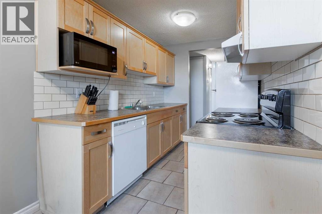 5 Berkeley Place West Property Photo 10
