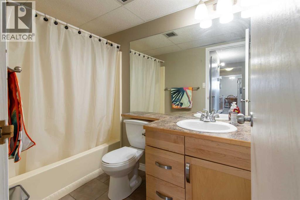 5 Berkeley Place West Property Photo 14