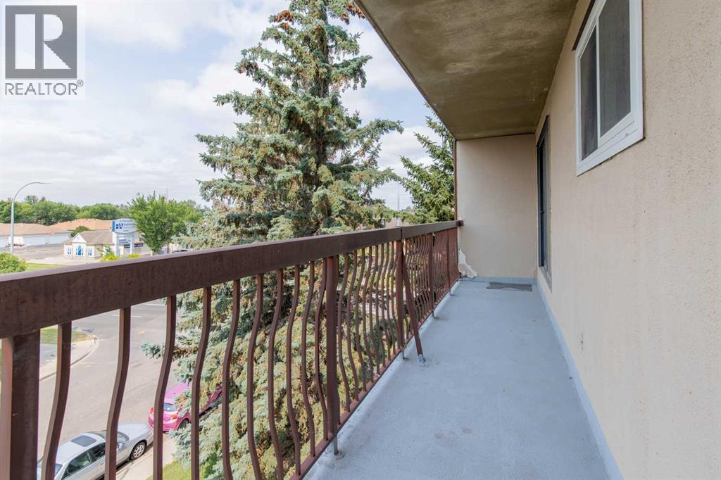 5 Berkeley Place West Property Photo 20