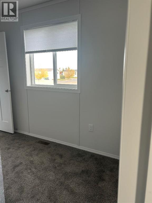 2050 Sunflower Crescent Property Photo 7