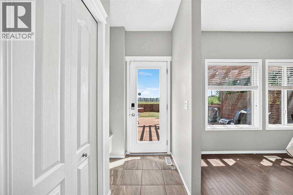 162 Cranford Common Se Property Photo 15