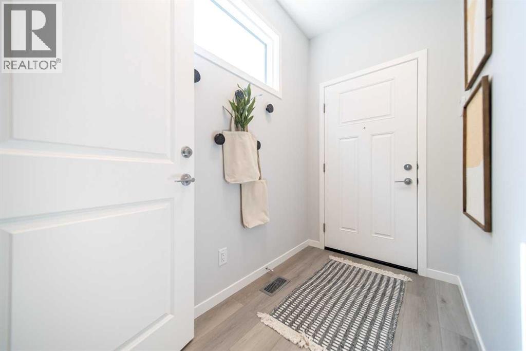 520 Tekarra Drive Nw Property Photo 2