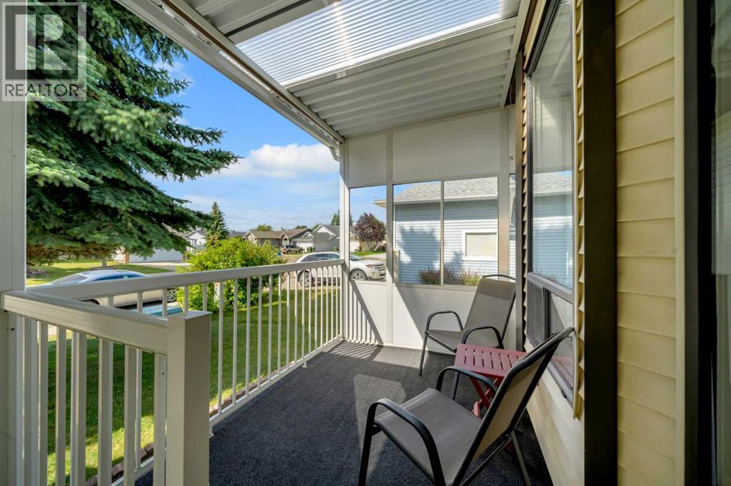 34 Woodside Close Nw Property Photo 25