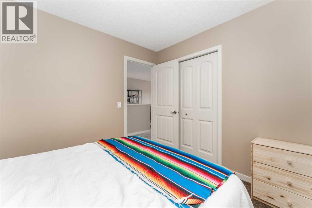 562 River Heights Crescent Property Photo 22