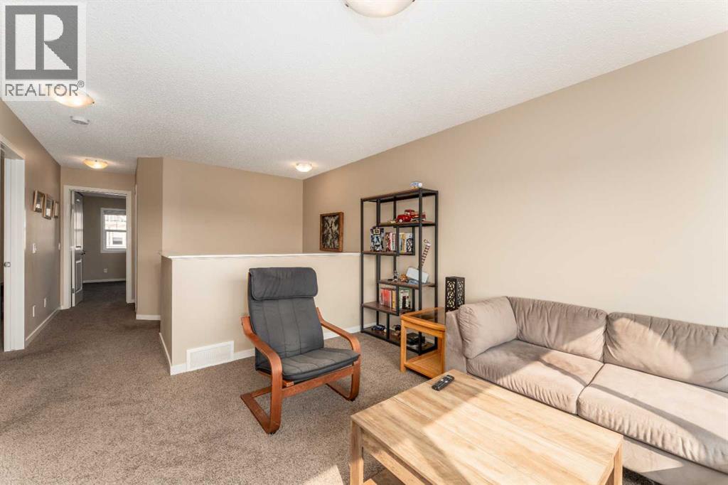 562 River Heights Crescent Property Photo 29