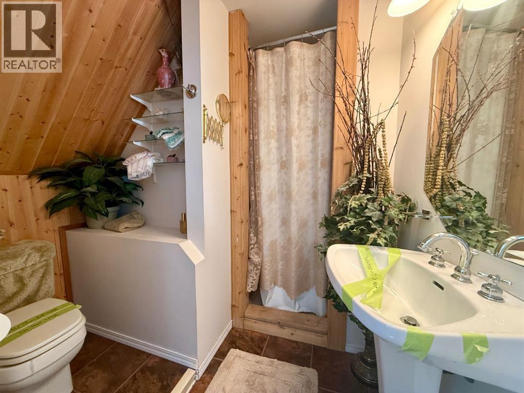 1037 4 Avenue Property Photo 22
