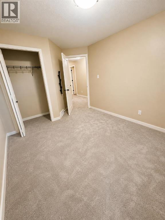 89 Lynx Road N Property Photo 7