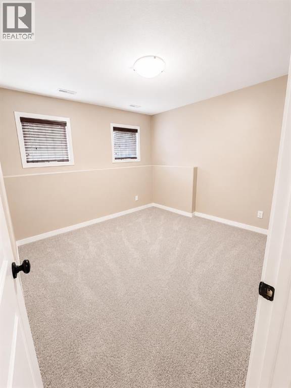 89 Lynx Road N Property Photo 18