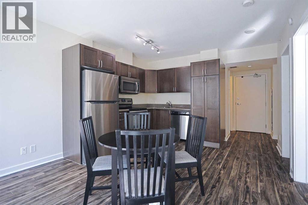 10 Brentwood Common Northwest Property Photo 8
