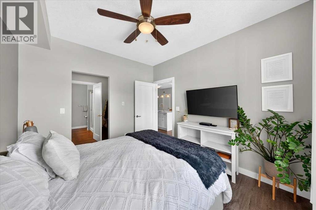 10 Walgrove Walk Southeast Property Photo 17