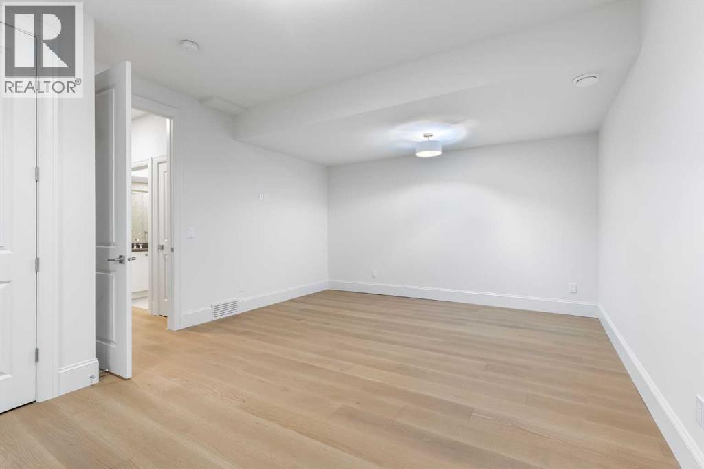 2011 28 Avenue Sw Property Photo 45