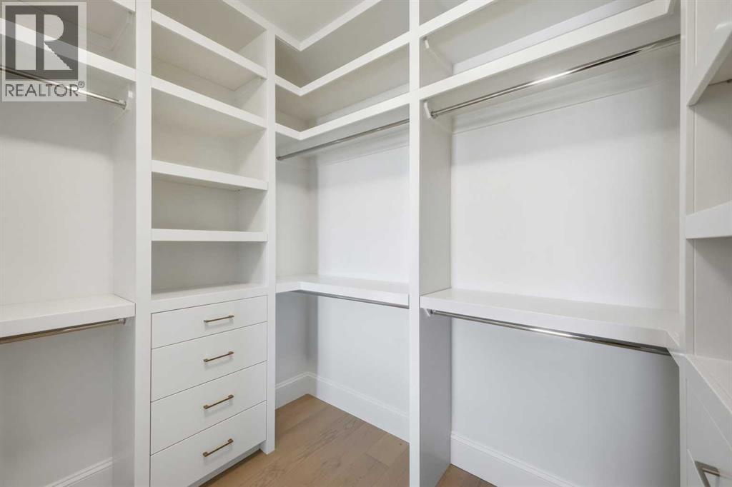 2025 27 Avenue Sw Property Photo 24