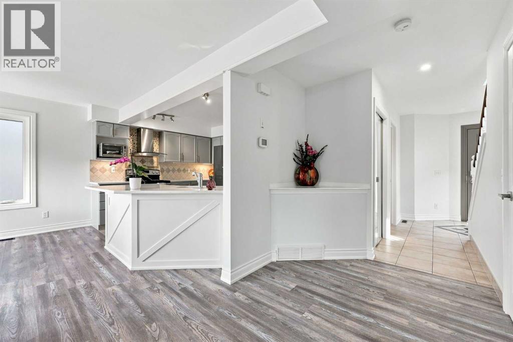 454 Millrise Square Sw Property Photo 8