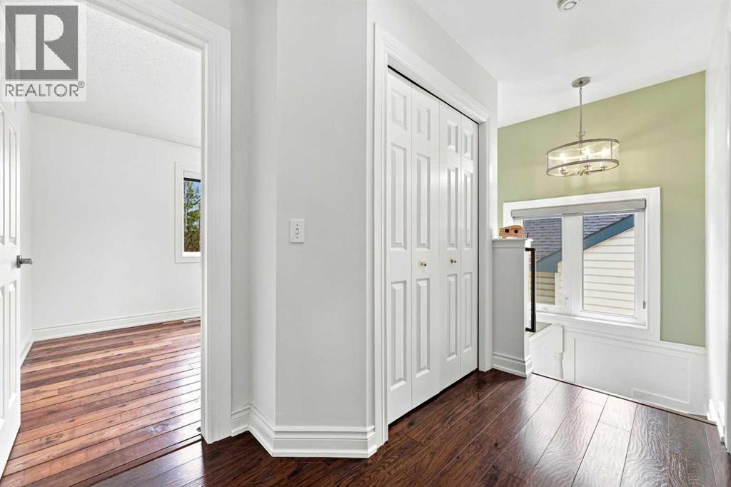 454 Millrise Square Sw Property Photo 21