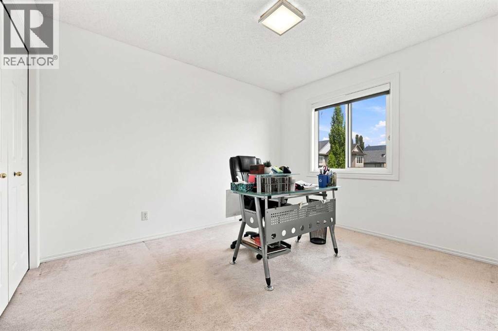 454 Millrise Square Sw Property Photo 26