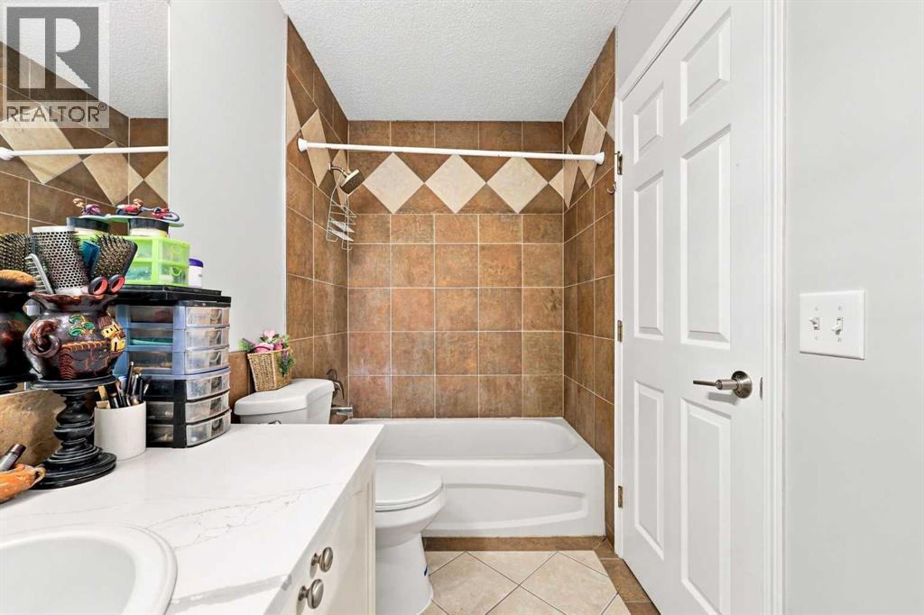 454 Millrise Square Sw Property Photo 29