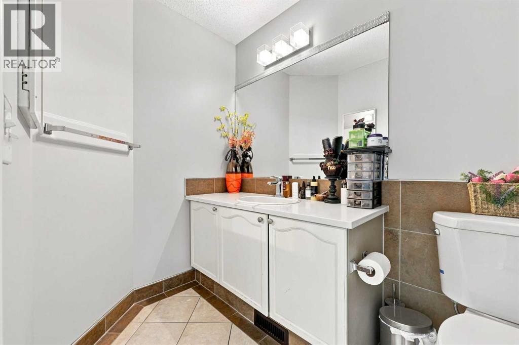 454 Millrise Square Sw Property Photo 30