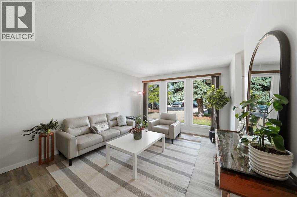 13 Spruce Drive Property Photo 8