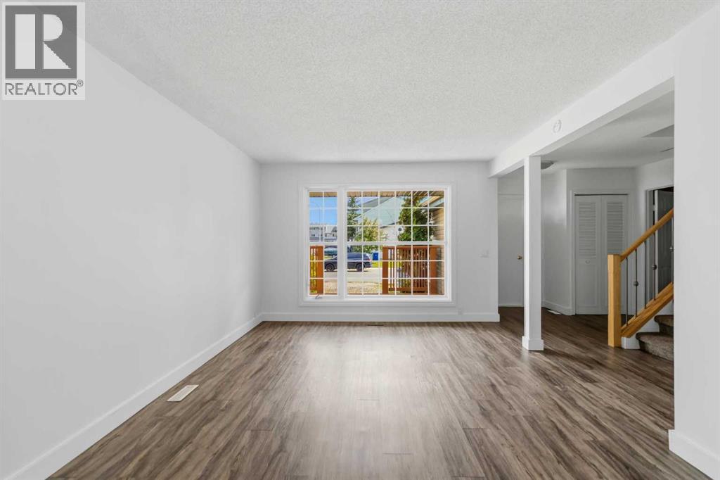 188 Windsor Drive Property Photo 5