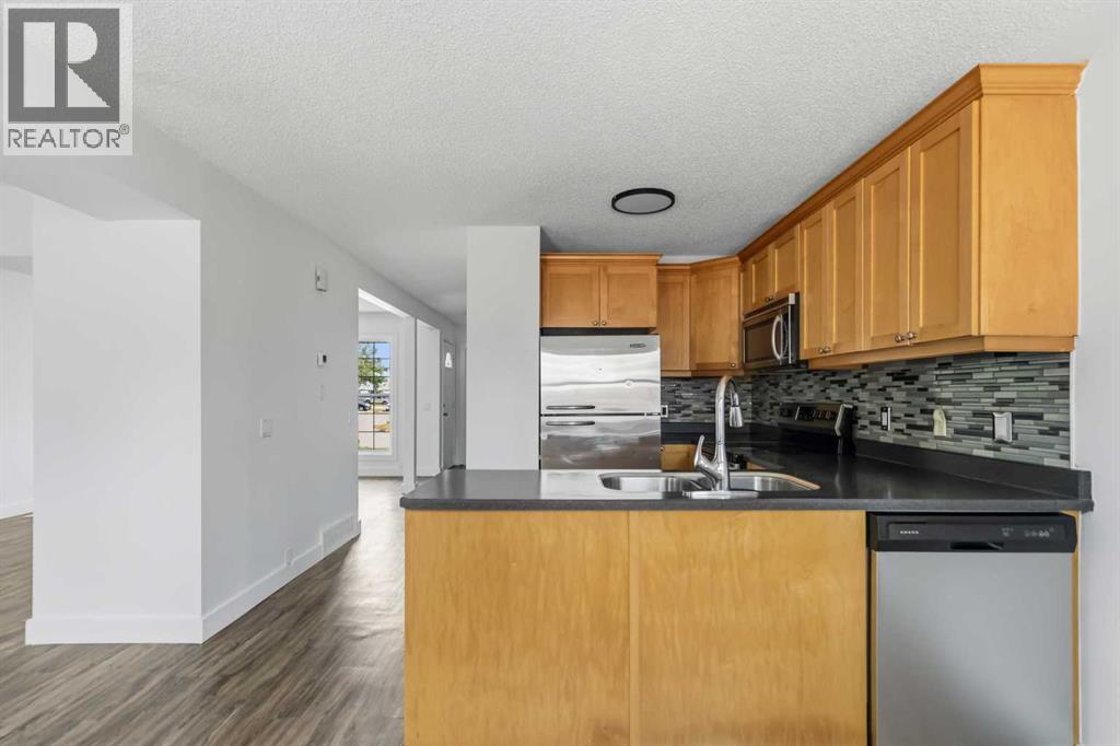 188 Windsor Drive Property Photo 7