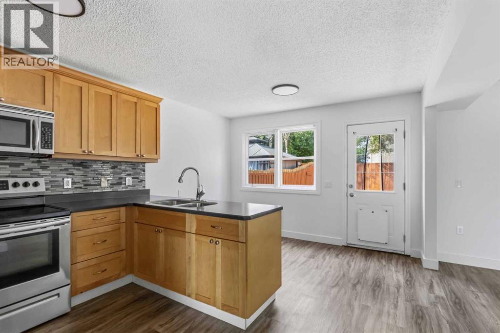188 Windsor Drive Property Photo 10