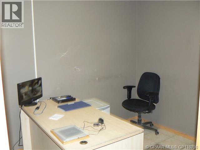 5113 53 Avenue Property Photo 7