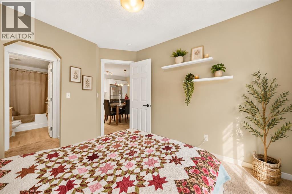 279 Copperpond Common Southeast Property Photo 17