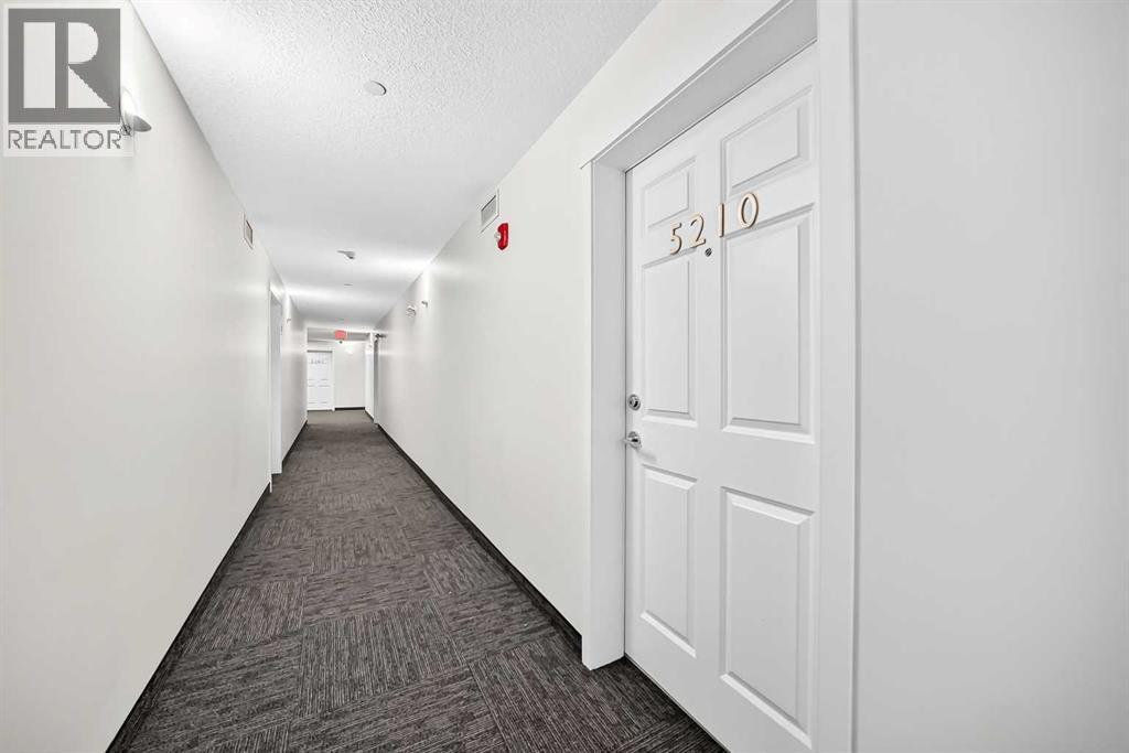 279 Copperpond Common Southeast Property Photo 28