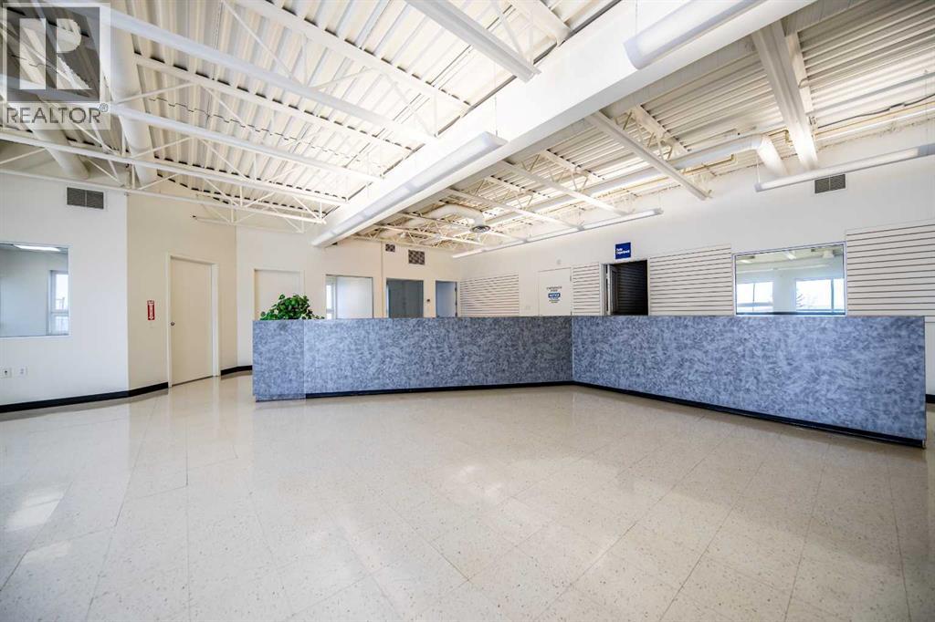 8704 99 Street Property Photo 6