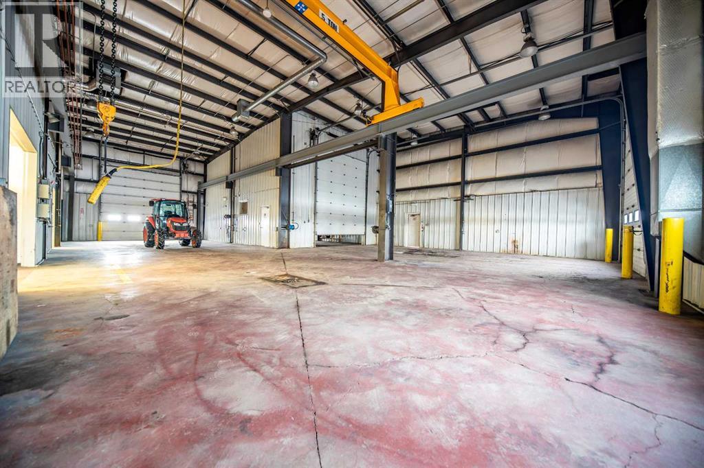 8704 99 Street Property Photo 15