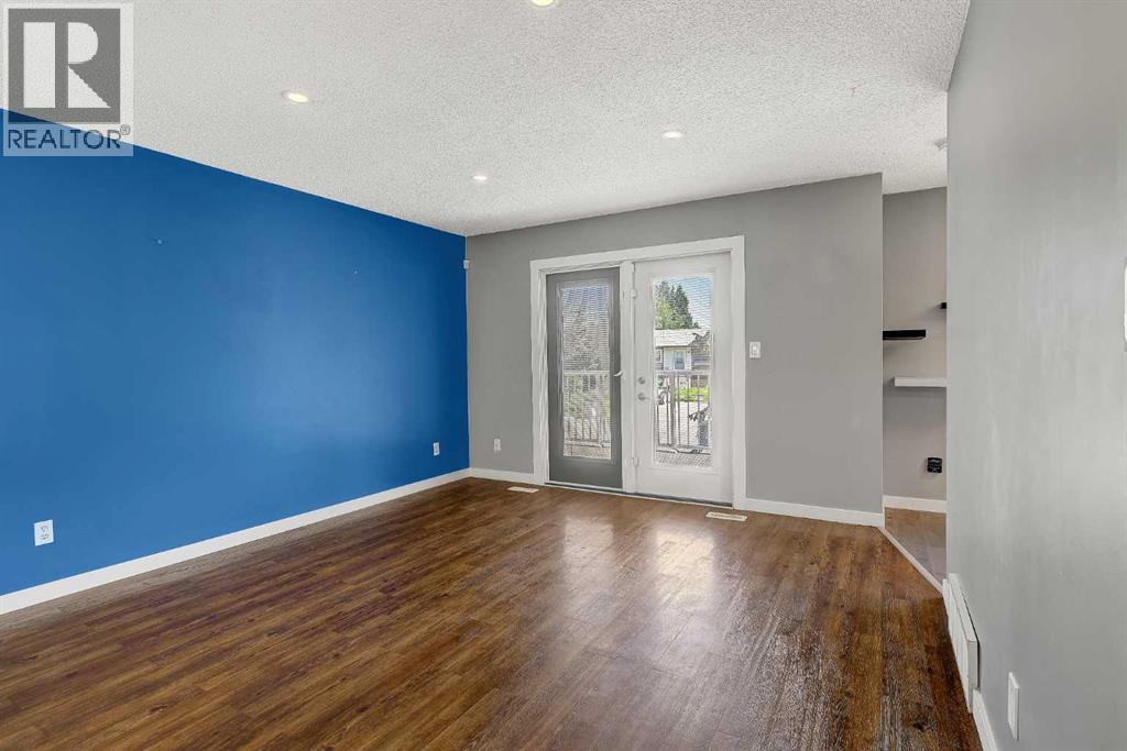 7314 98 Street Property Photo 6