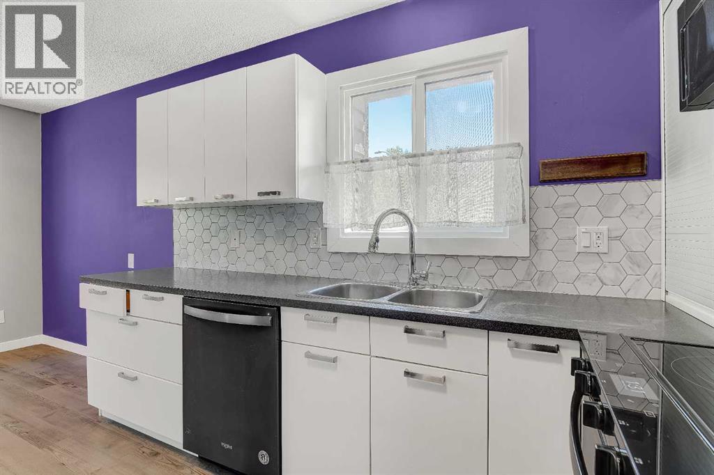 7314 98 Street Property Photo 13