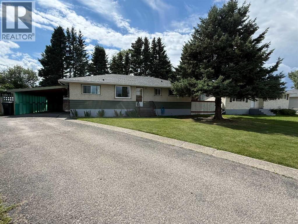 105 Poplar Place Property Photo 1