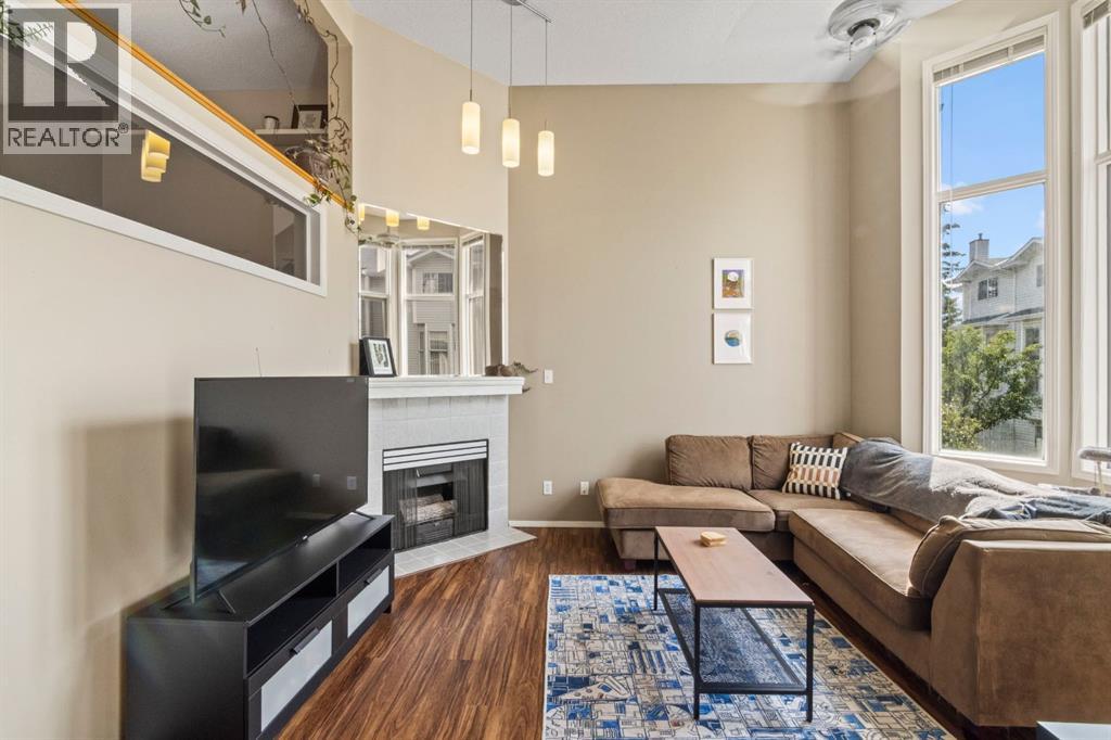 623 Hawkstone Manor Nw Property Photo 1