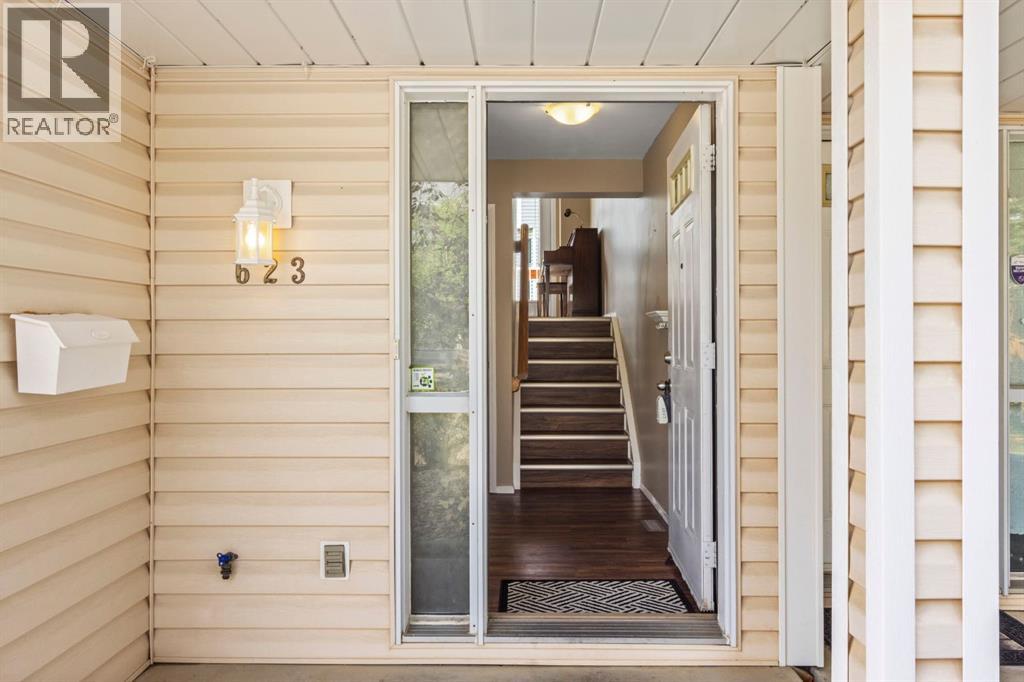 623 Hawkstone Manor Nw Property Photo 3